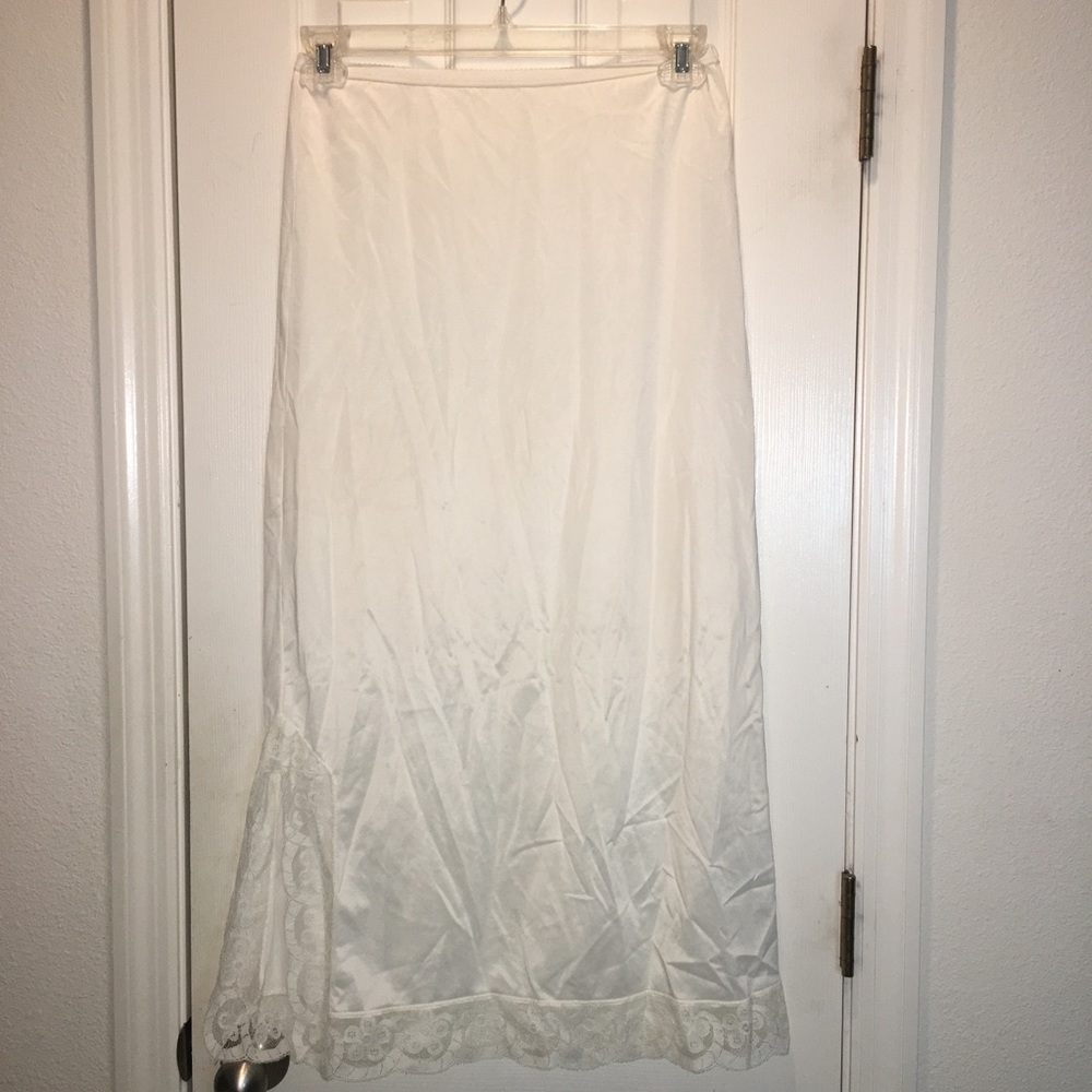 Vintage Velrose super long Lace half slip Medium